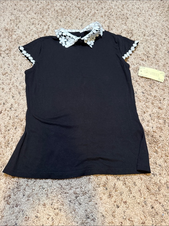 Sweet Wanderer Tops - Sweet Wanderer Black Short Sleeve Tee with White Crochet Collar